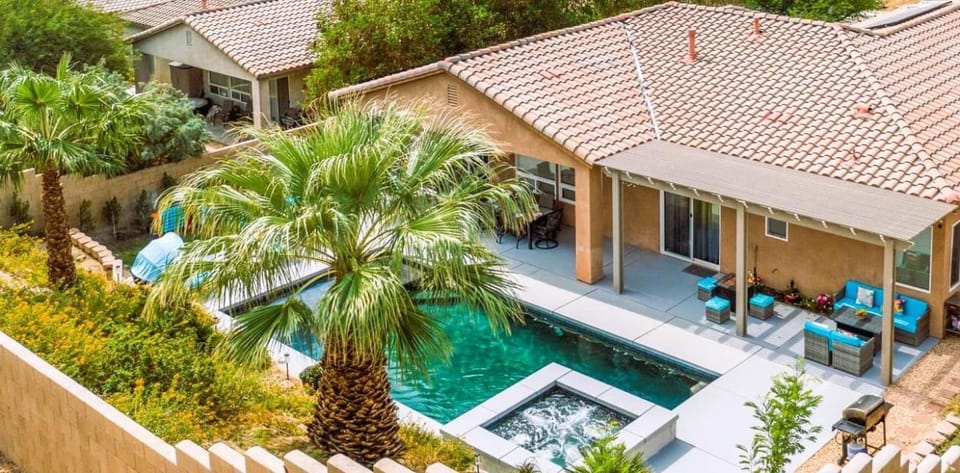 Starry Night Escape House in Desert Hot Springs