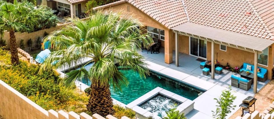 Starry Night Escape House in Desert Hot Springs