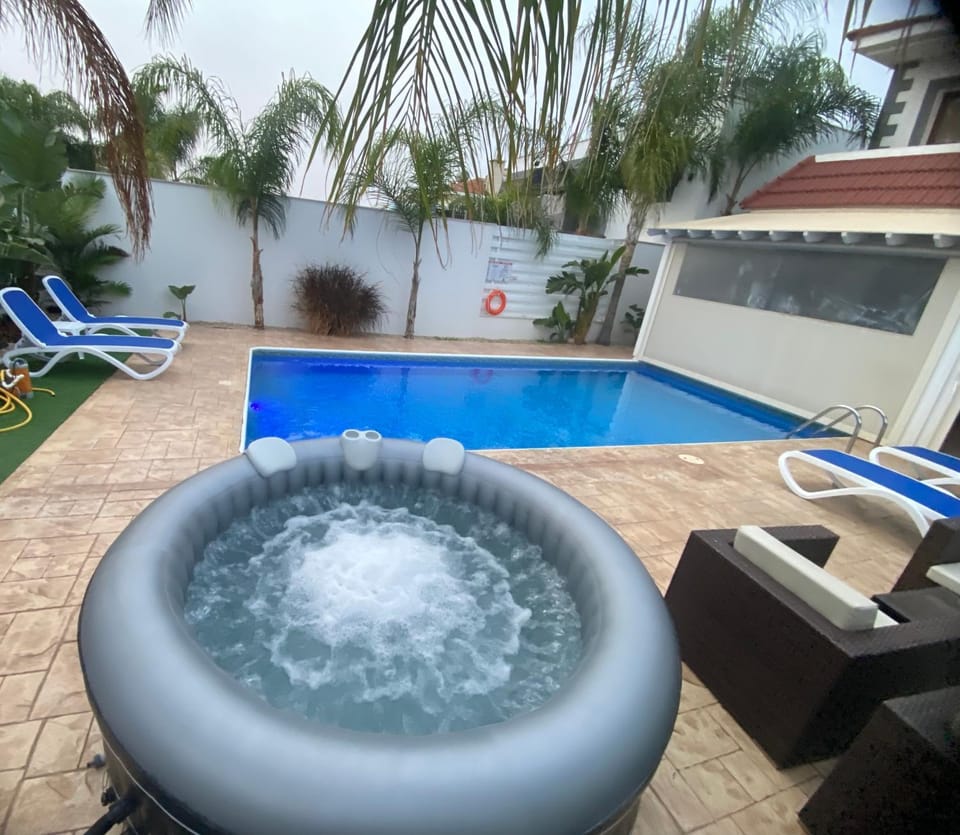 Villa Angel - Exotic Villa 200m From Beach House in Paralimni