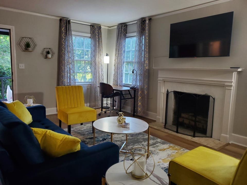 Living room, flat iron