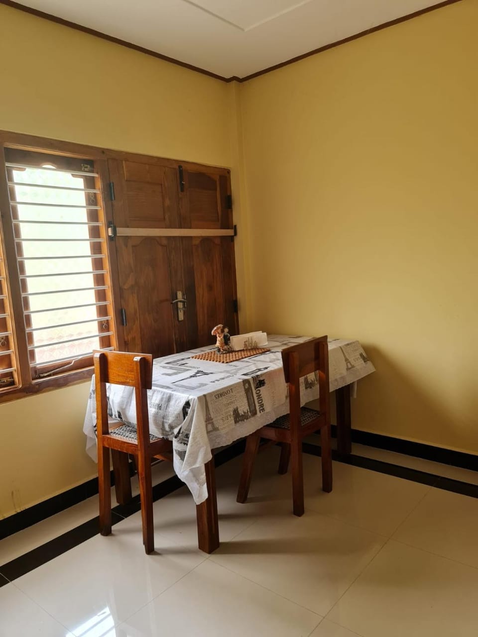 Nalluran illam - family room Bed and Breakfast in Sri Lanka