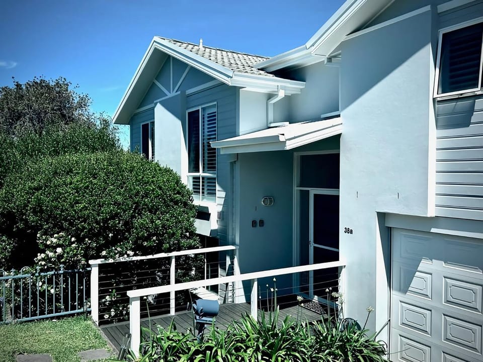 Easts Haven - Stay 5 Pay 4 October Long Weekends House in Kiama