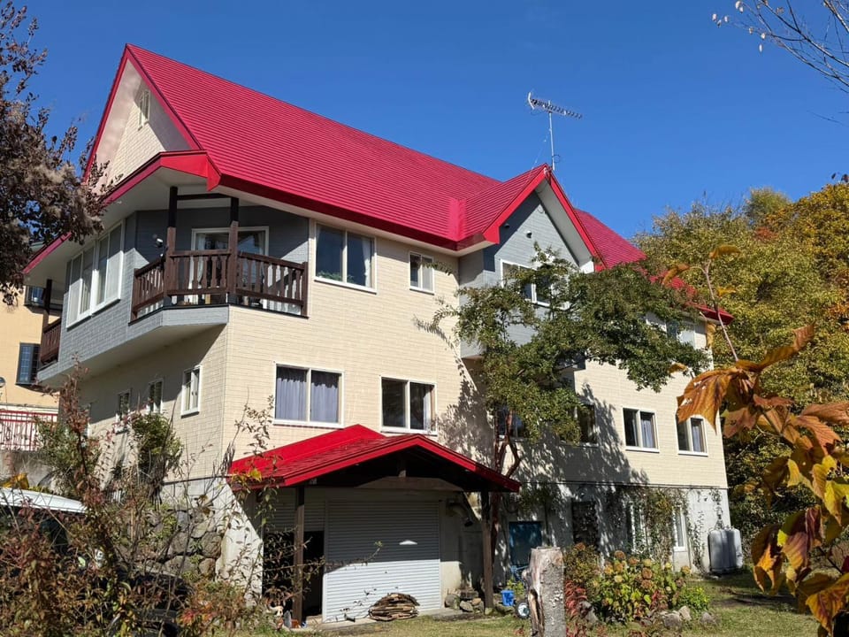 Stardew Bed and Breakfast in Hakuba