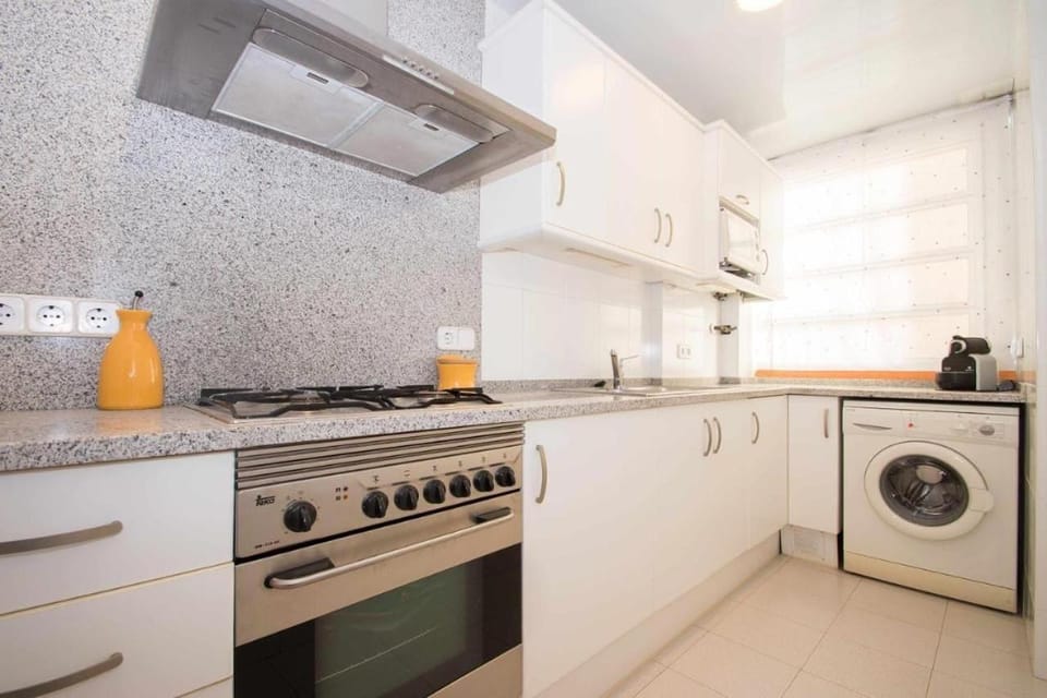 Kitchen or kitchenette, Living room