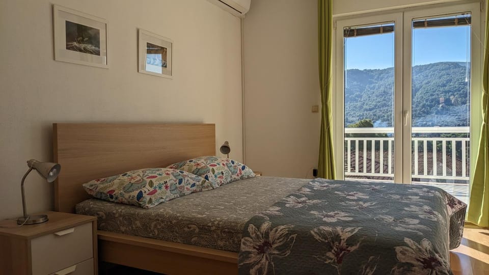 Apartments Marinko Apartment in Stari Grad