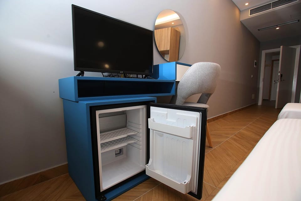 TV and multimedia, oven