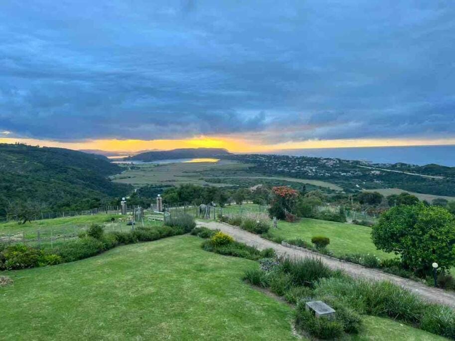 View (from property/room), Lake view