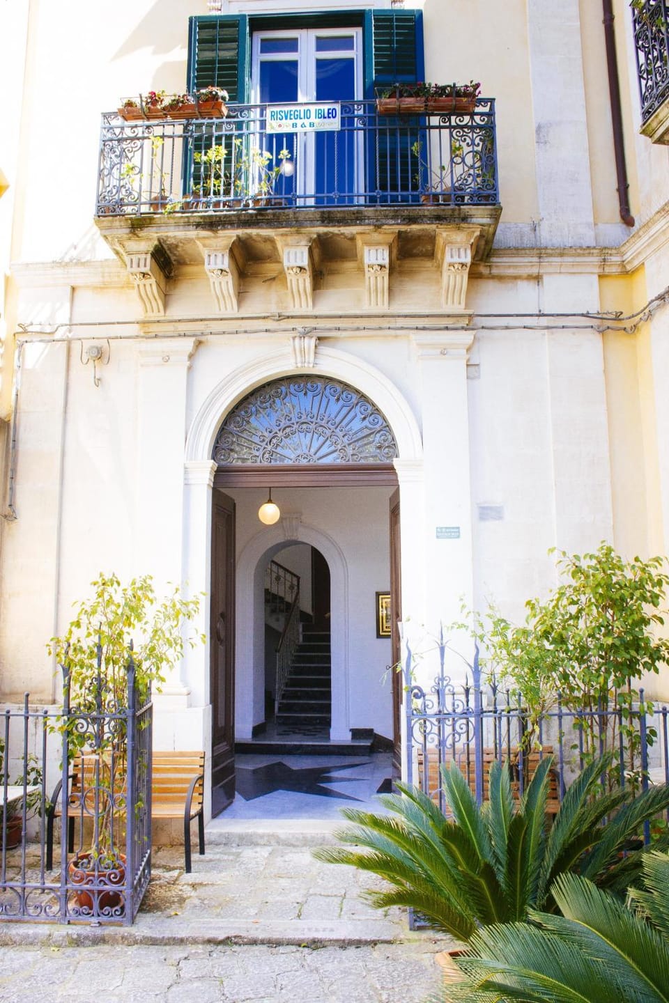 Facade/entrance, Day