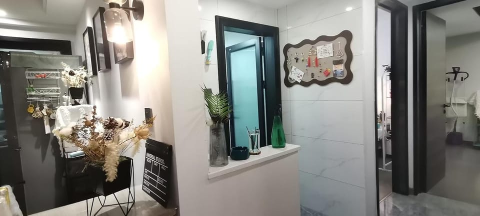 kayla泉州晋江吾悅广场五店市万达轻奢风投影3房 Apartment in Fujian