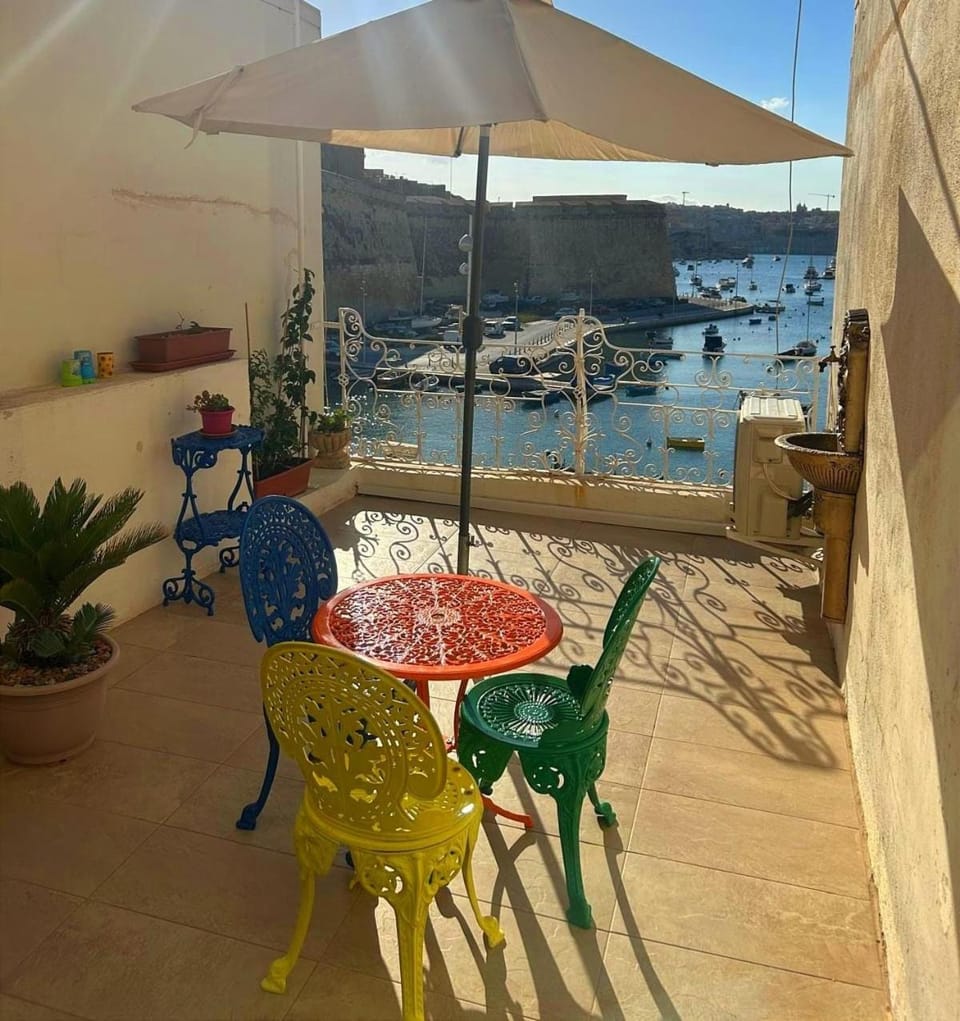 Patio, Day, View (from property/room), Balcony/Terrace, Seating area, Sea view