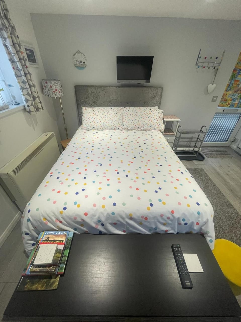 Magnolia Passageway to the Jurassic Coast. House in Corfe Castle