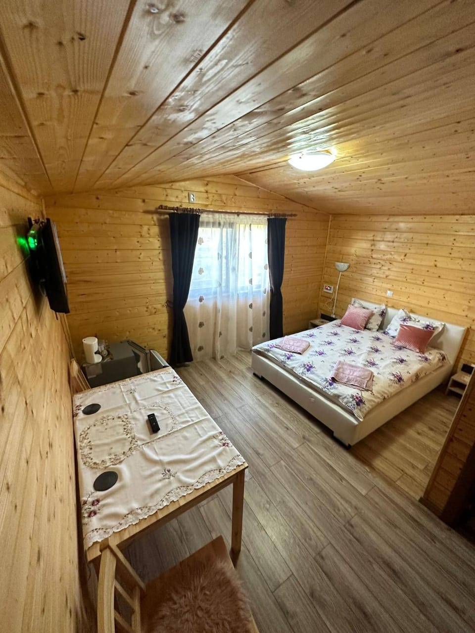 La căbănute House in Romania