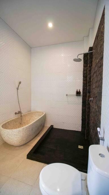 Shower, Toilet, Bathroom, Bath