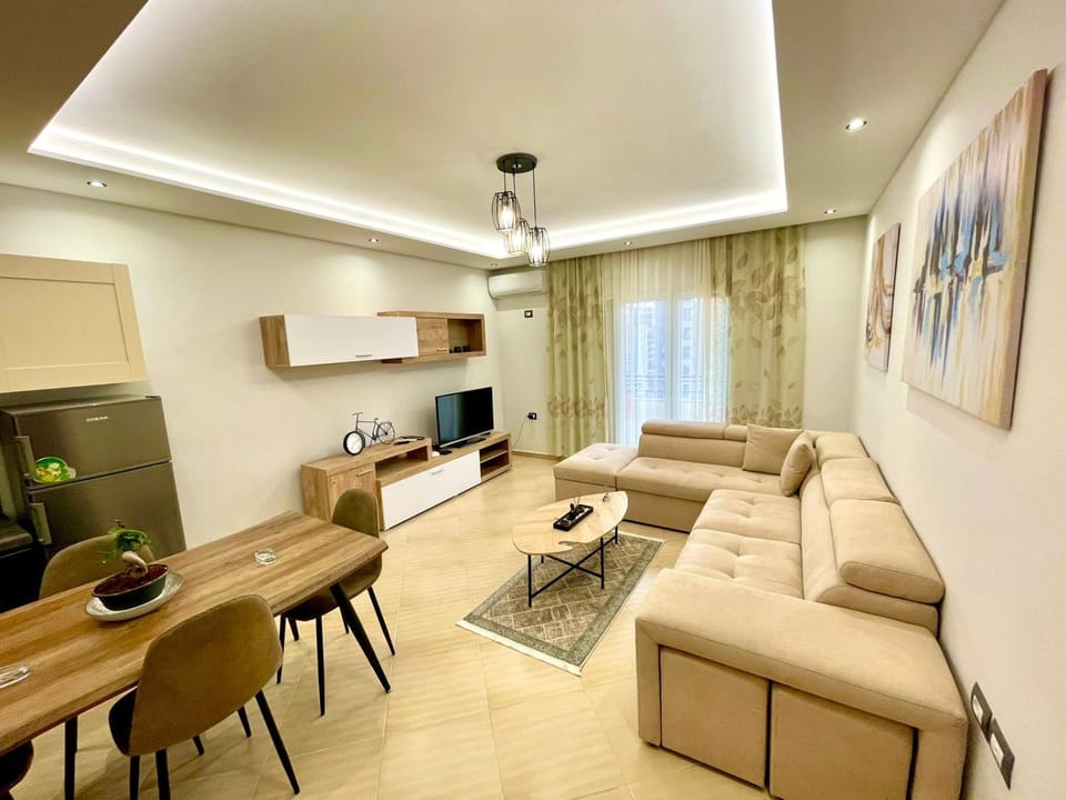 Communal lounge/ TV room, Living room, Seating area