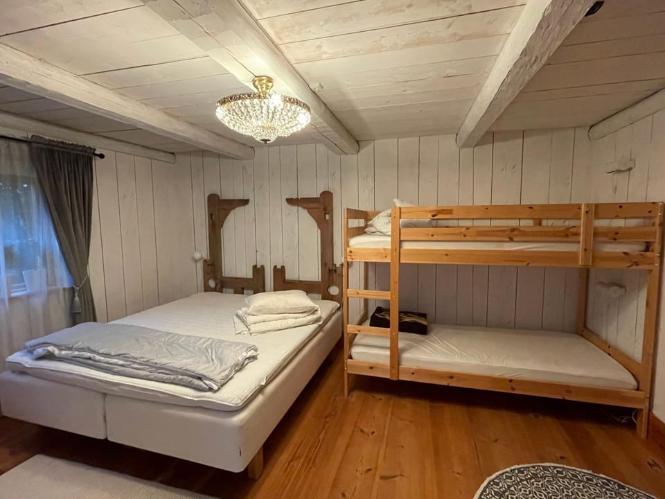Dalastuga med tillgång till badplats House in Sweden