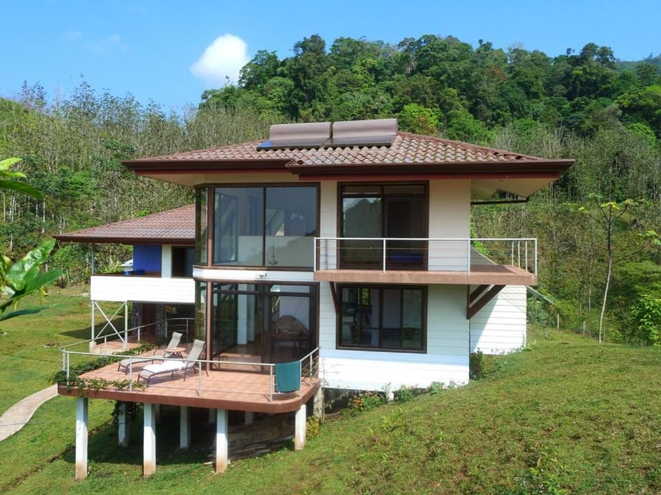 Property building, Balcony/Terrace
