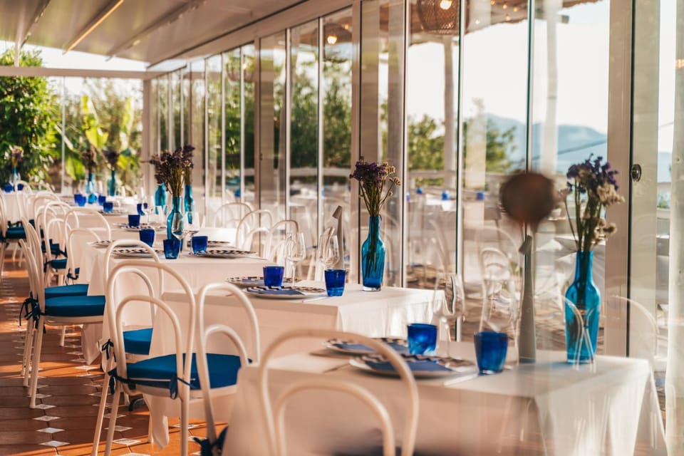 Restaurant/places to eat, Sea view