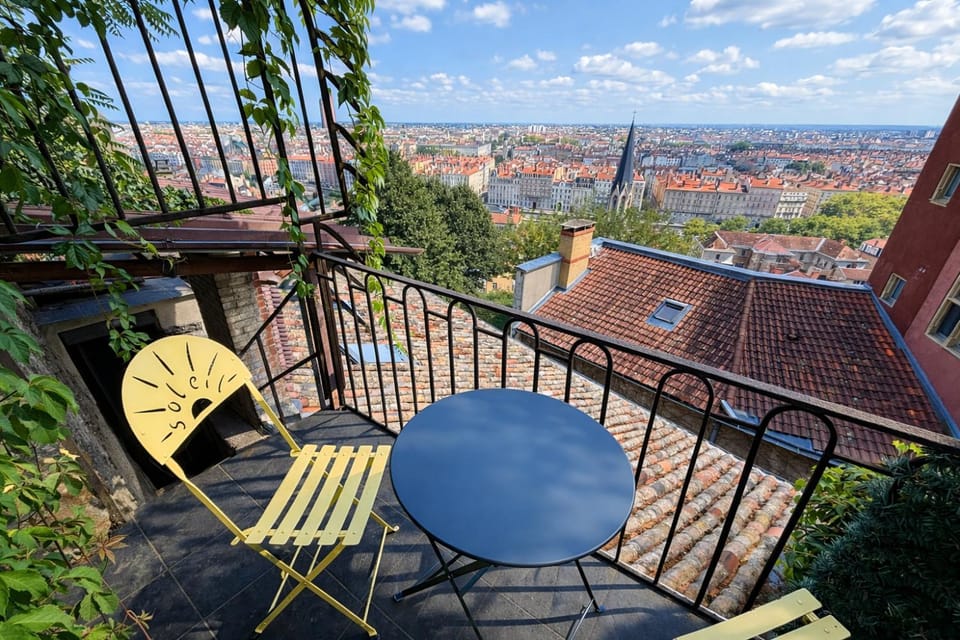Patio, City view