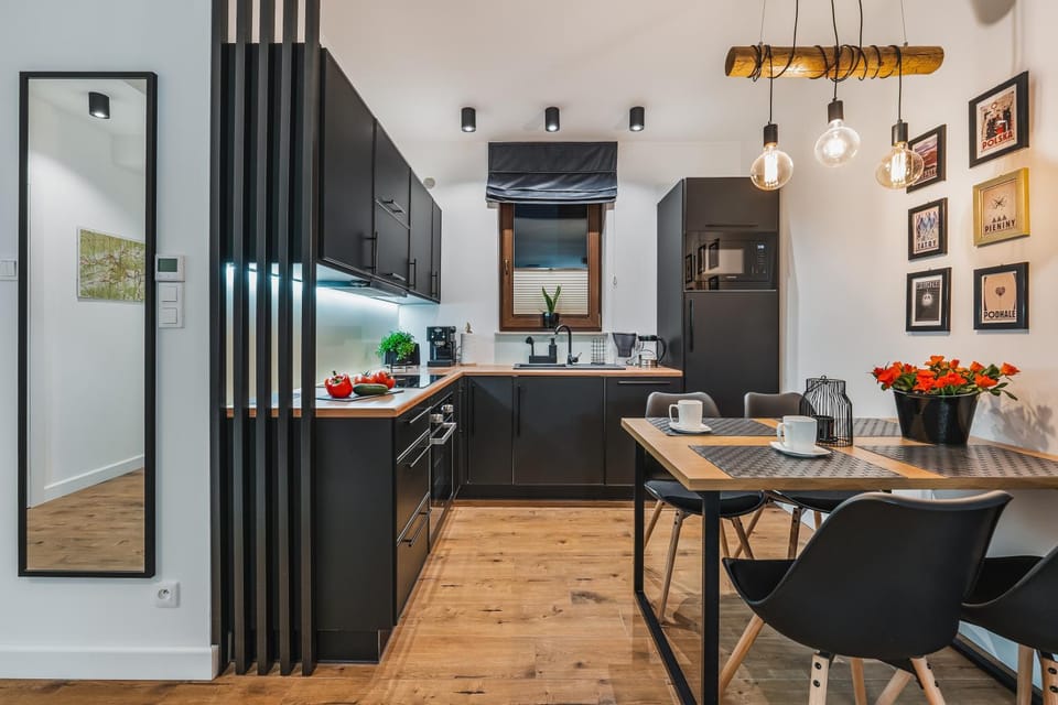 Kitchen or kitchenette, Dining area, dishwasher, minibar, pet friendly, stove