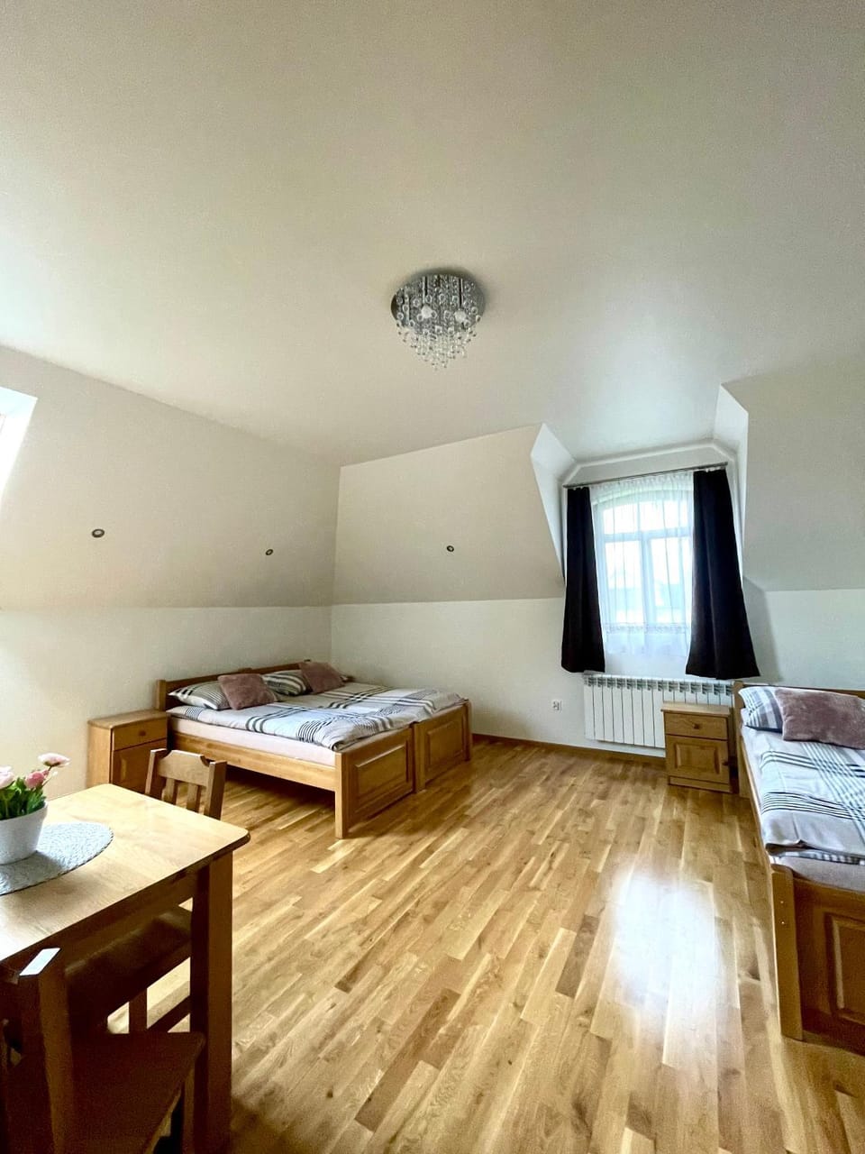 Photo of the whole room