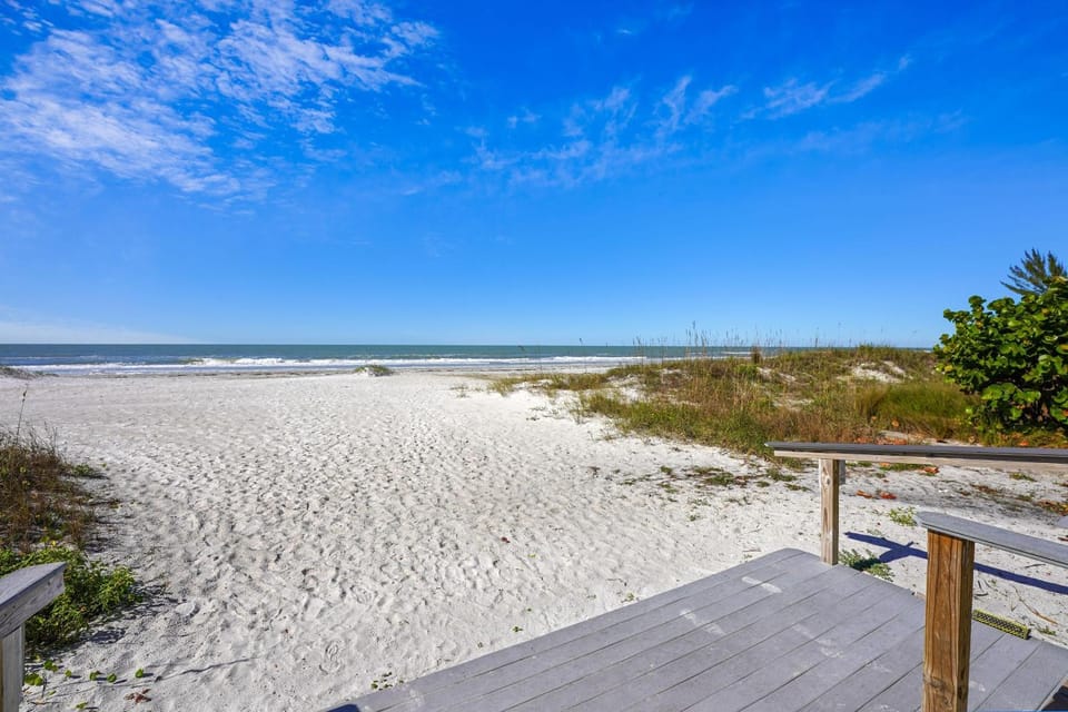 Holiday Villas II 407 Premier House in Indian Shores