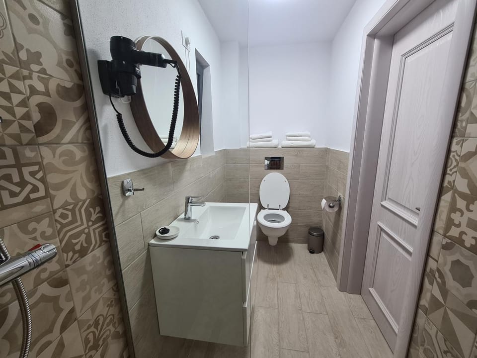 URBANIST Guest House Vacation rental in Romania