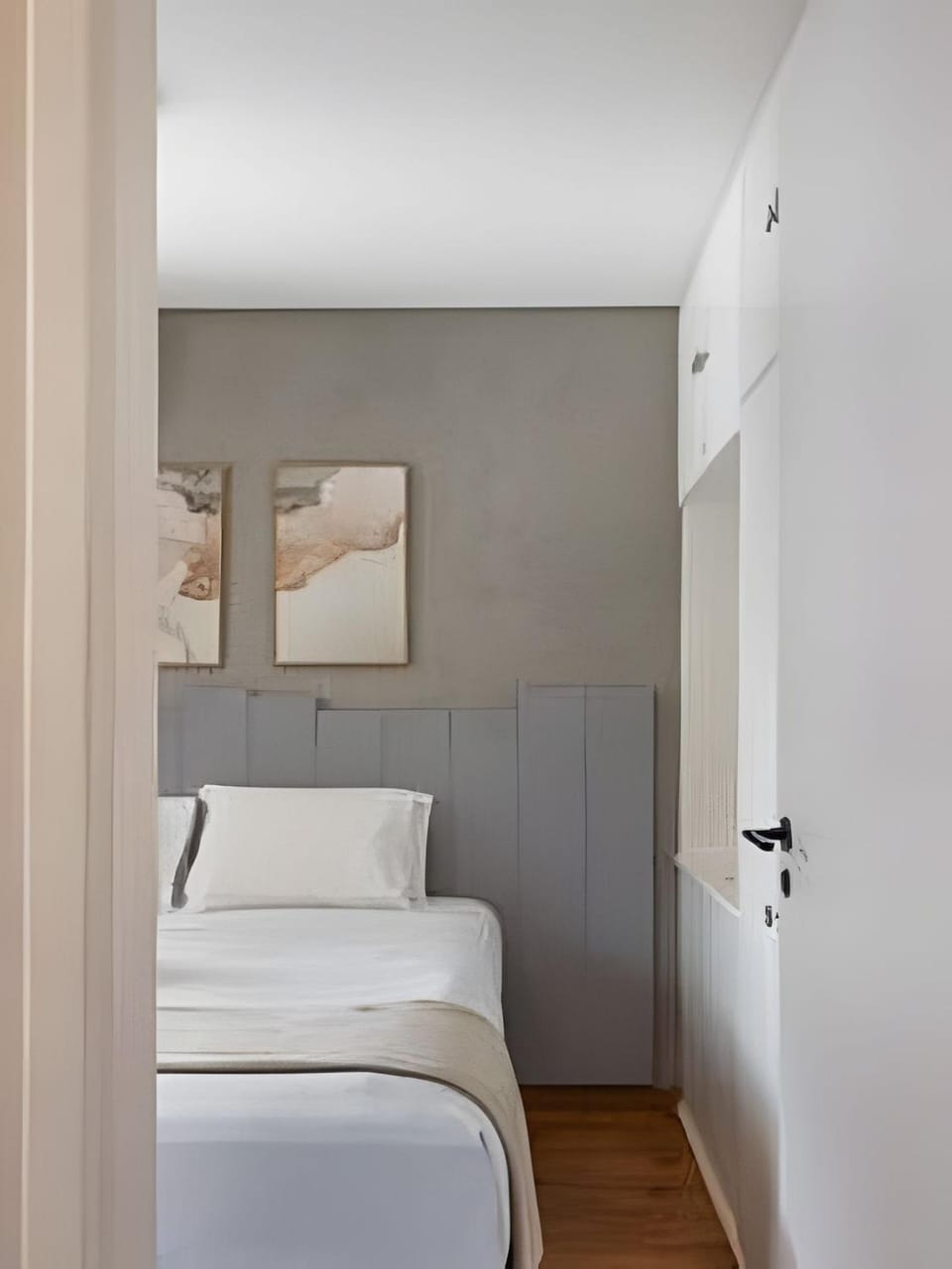 Bed, Photo of the whole room, Bedroom, wardrobe