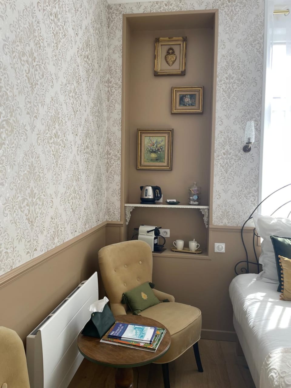 Seating area