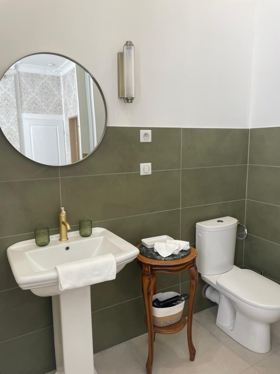 Toilet, Bathroom