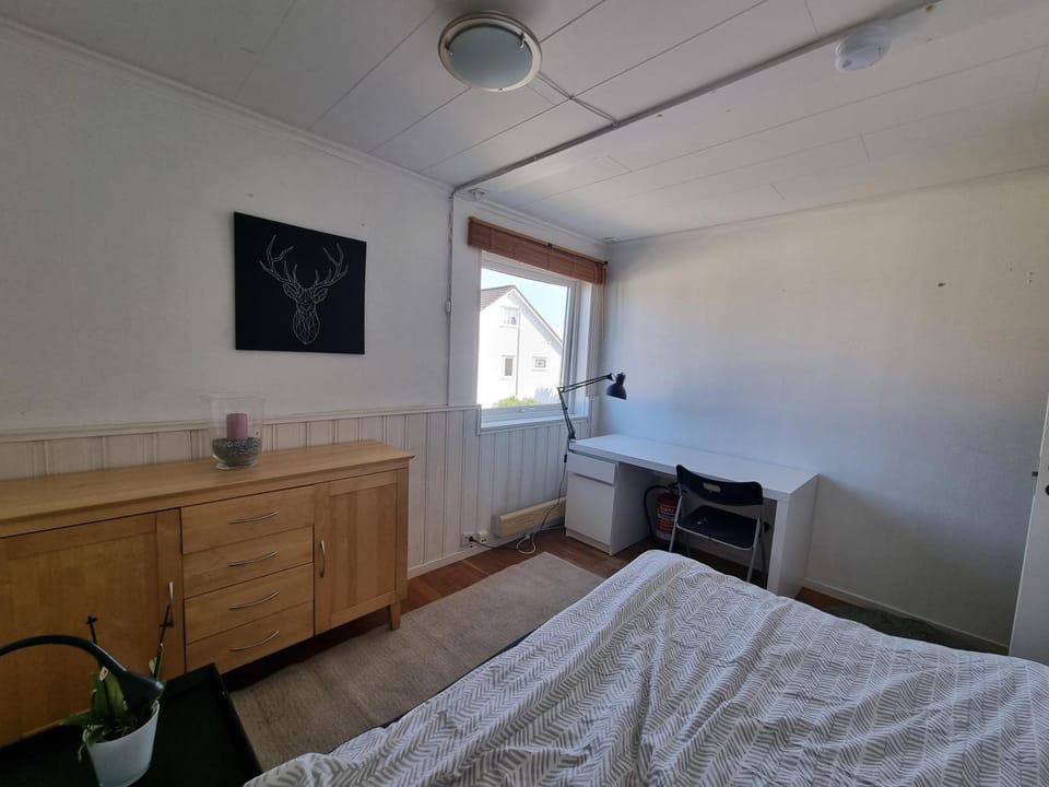 Central private room in shared house affordable Søren Bernersvei 3 Vacation rental in Stavanger
