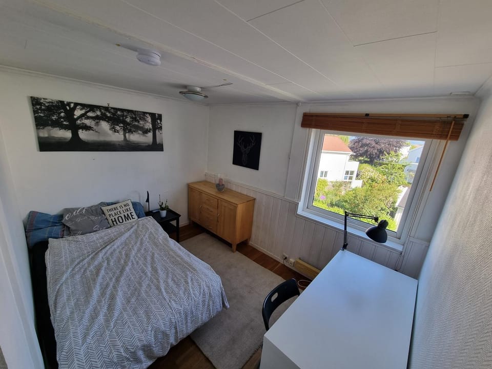 Central private room in shared house affordable Søren Bernersvei 3 Vacation rental in Stavanger