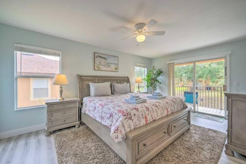Disney & Universal Studios Townhouse Great Amenities Apartment in Four Corners