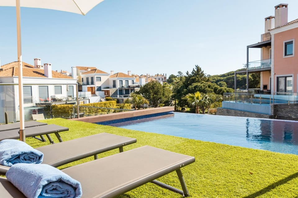 Patio, Pool view, Swimming pool