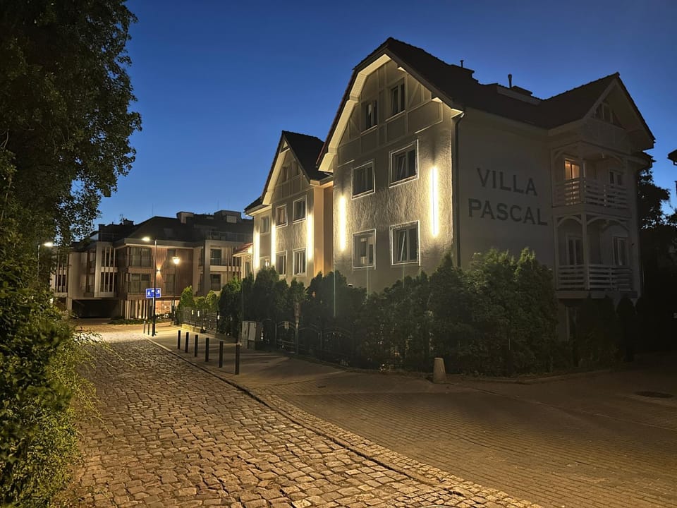 Property building, Night, Neighbourhood, Street view