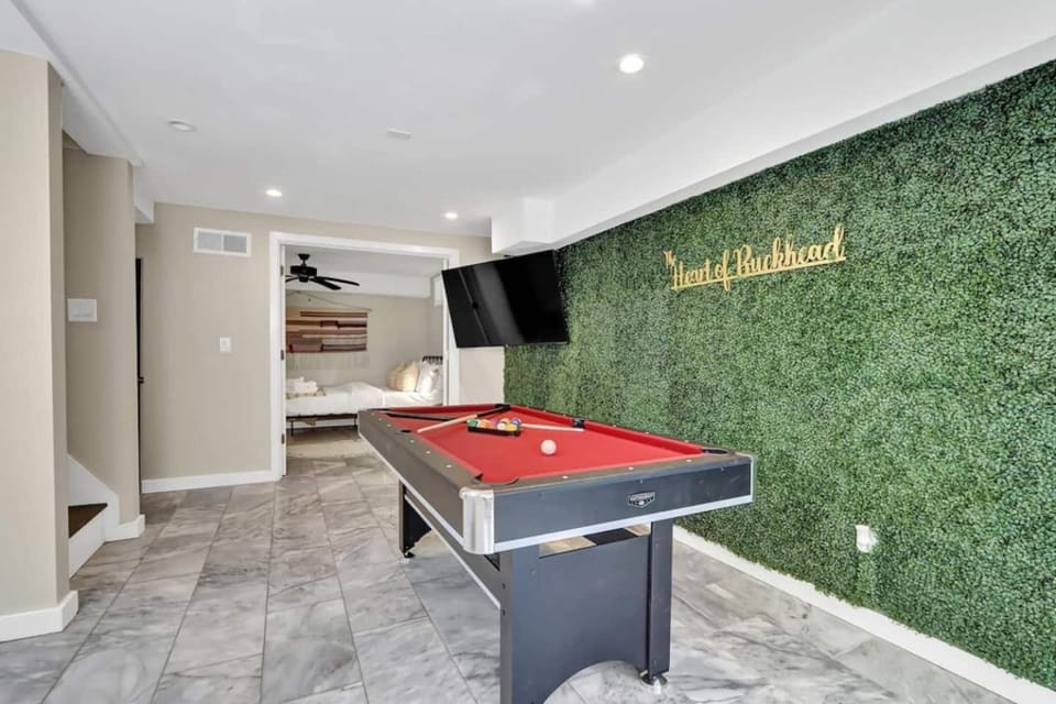 Sleek 5BR Buckhead HomeModern,Spacious & Central House in Buckhead