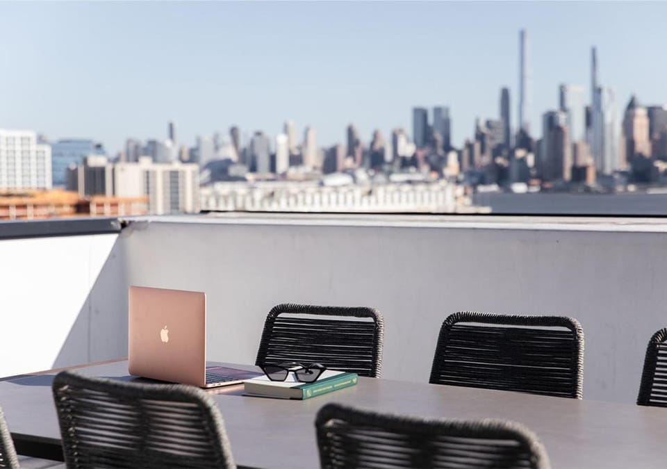 Property building, Balcony/Terrace