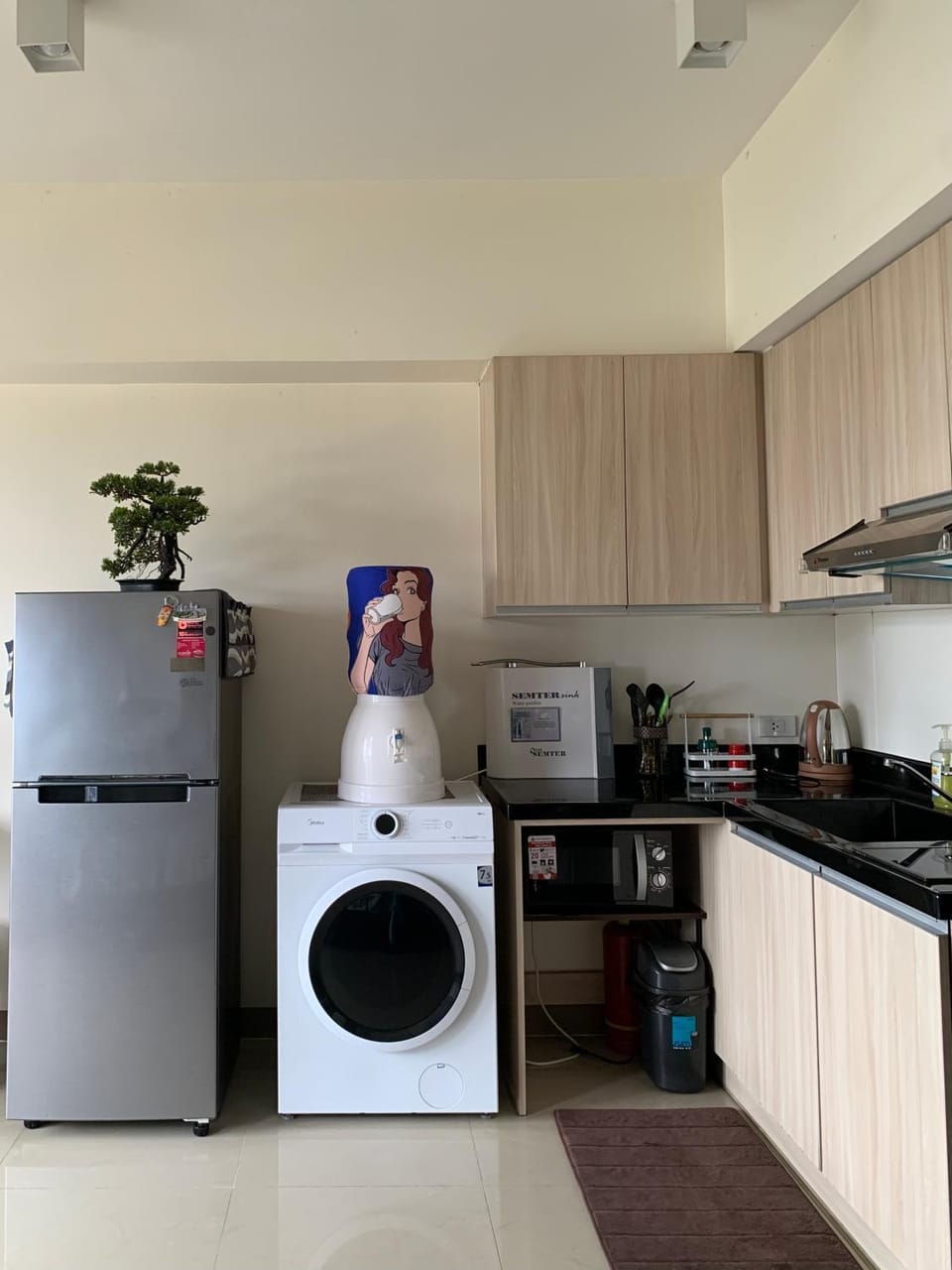 dishwasher, oven, stove, washing machine, washing machine, dryer, kitchen