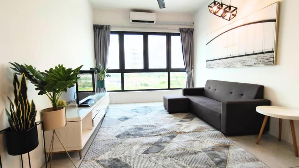 TV and multimedia, Living room, Seating area, fireplace