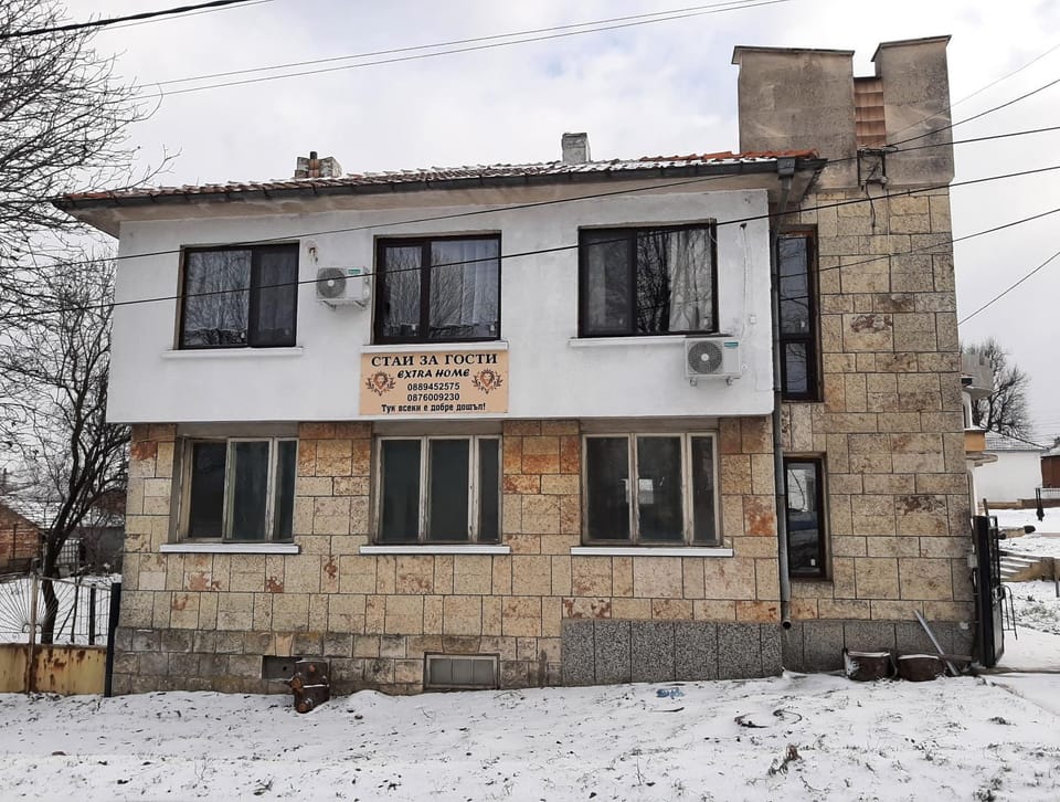 Property building, Day