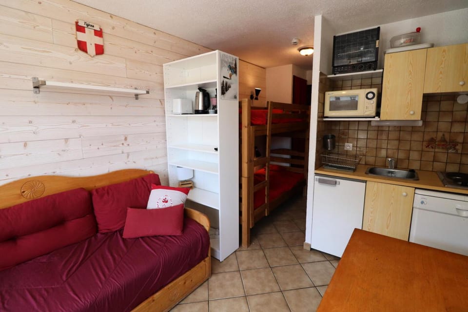 Nouvelles Residences - Studio exposé Est avec balcon MAE-7824 Apartment in Tignes