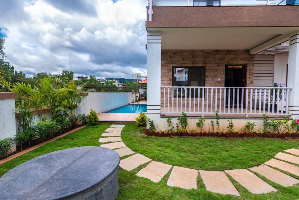 Facade/entrance, Garden, Pool view, Swimming pool