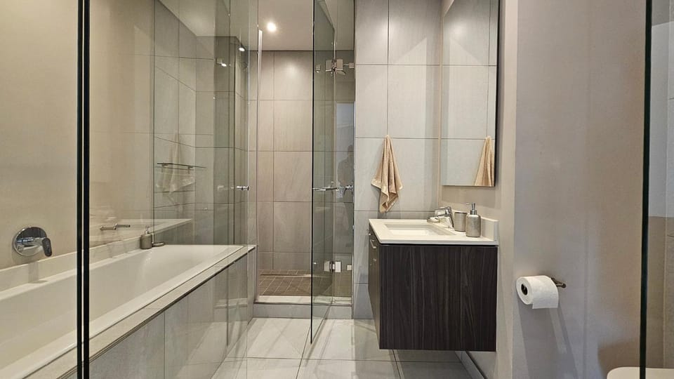 Menlyn Maine Unit 1421 Apartment in Pretoria