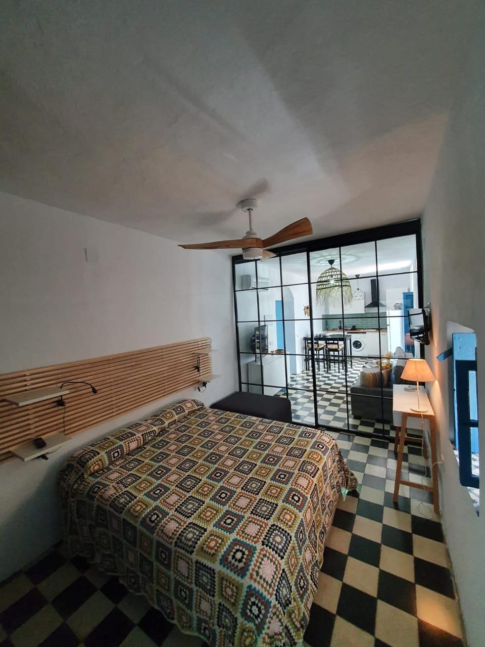 Photo of the whole room