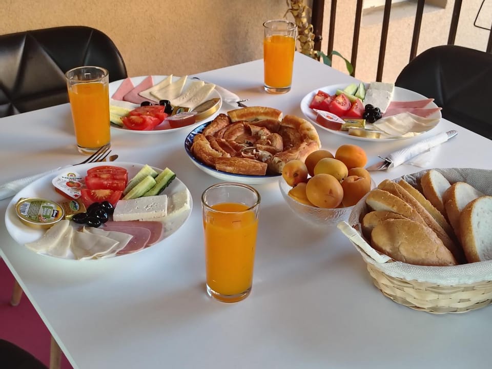 Breakfast