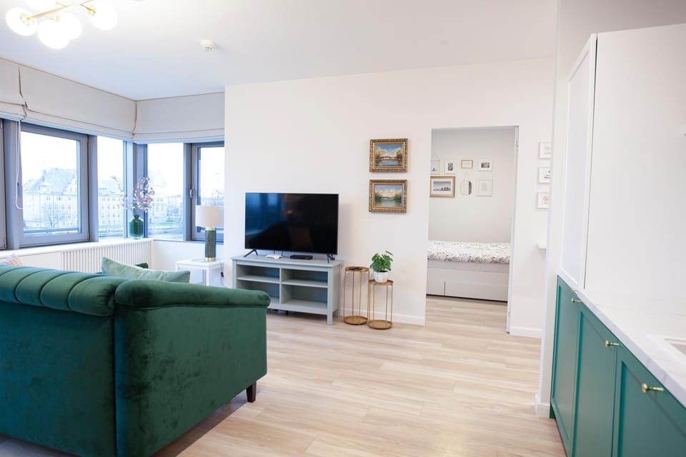 TV and multimedia, Kitchen or kitchenette, Living room, Seating area, Evening entertainment, kitchen