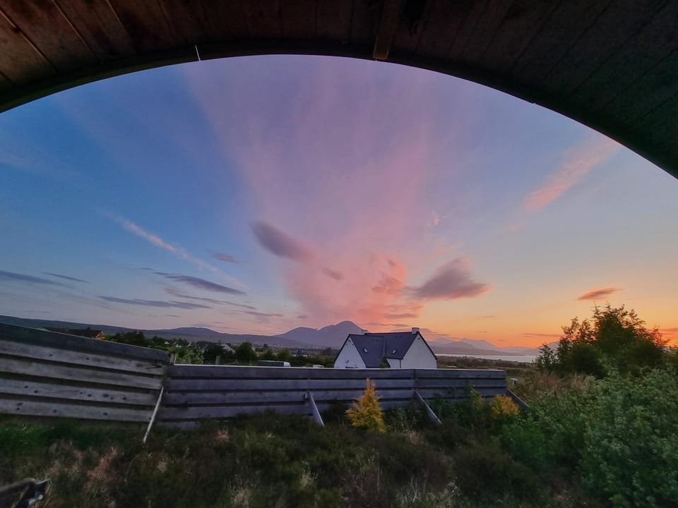 The Hobbit House on the Isle of Skye Apartment in Scotland