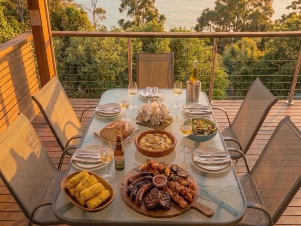 View (from property/room), Balcony/Terrace, Food and drinks, Alcoholic drinks