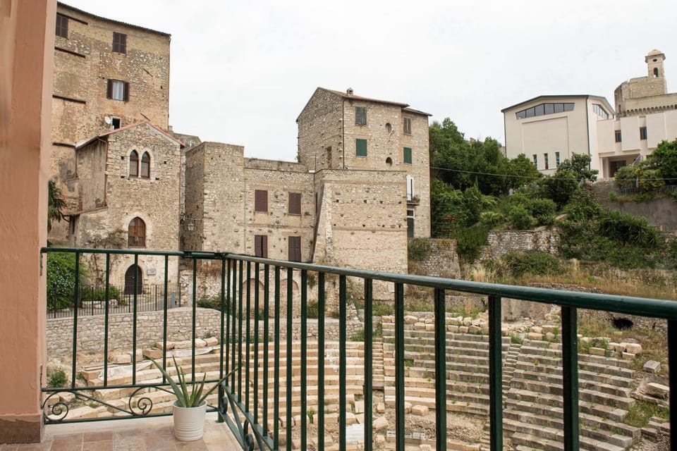 Balcony/Terrace, Landmark view