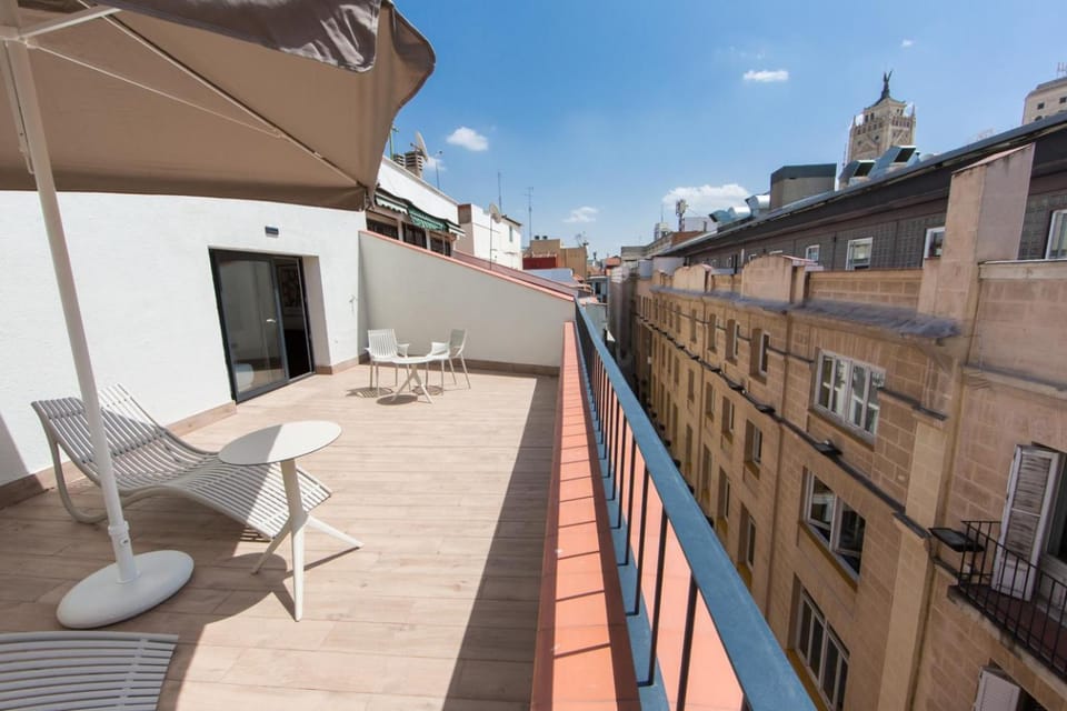 Property building, Patio, Day, View (from property/room), Balcony/Terrace, City view