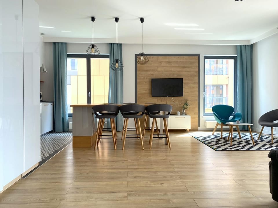 TV and multimedia, Living room, Seating area, Dining area, Area and facilities